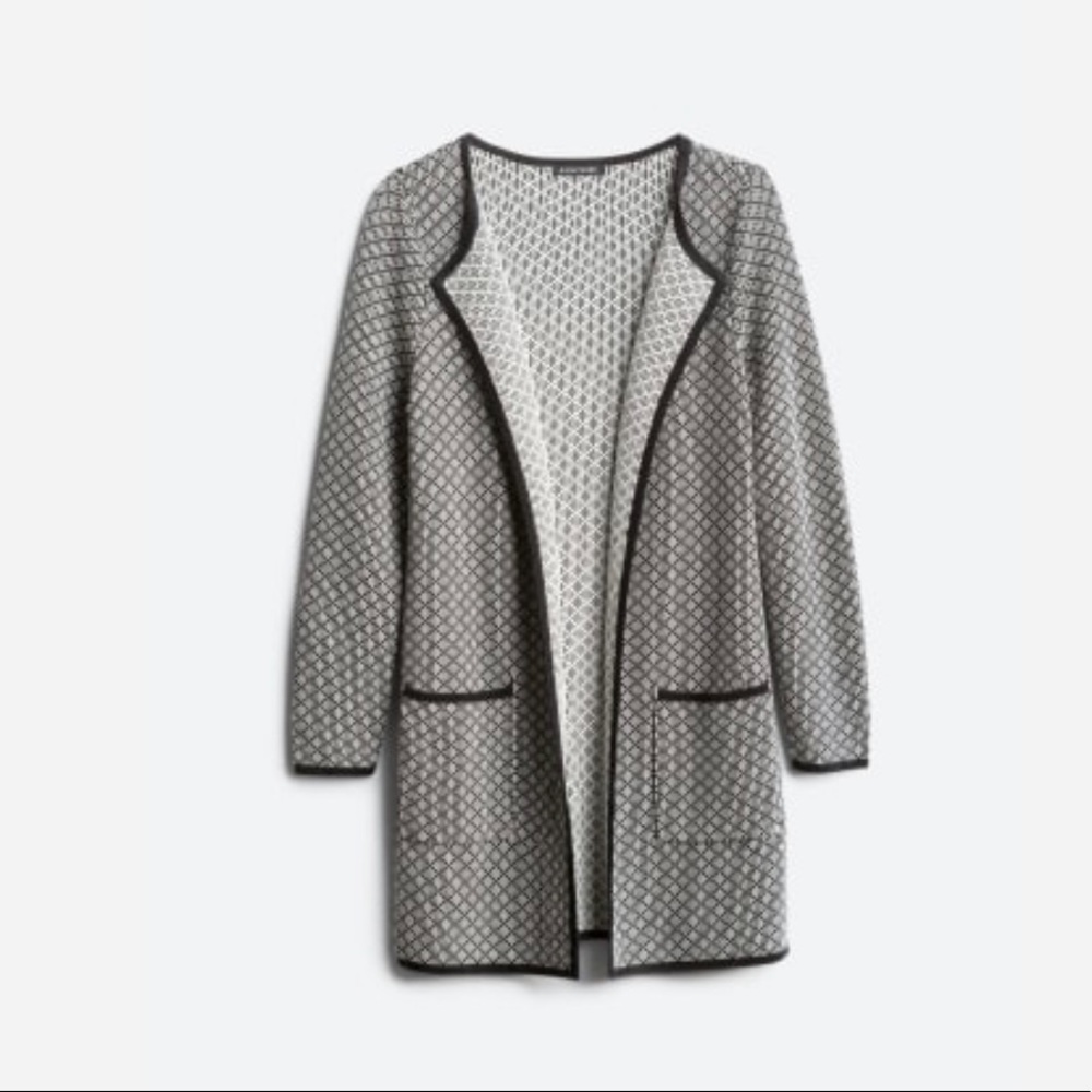 41 Hawthorn Navie Contrast Trim Coatigan